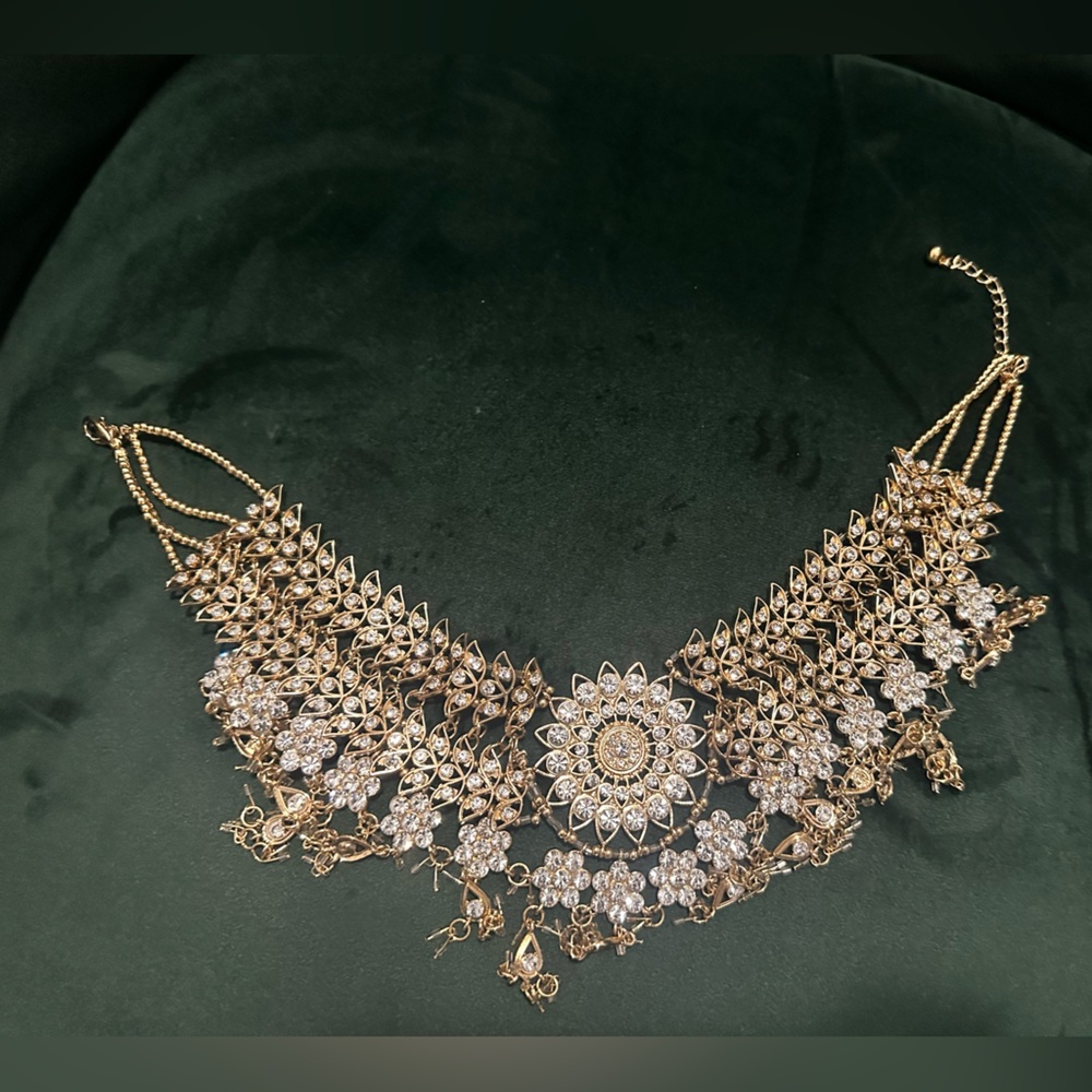 Oversized Gold Choker
